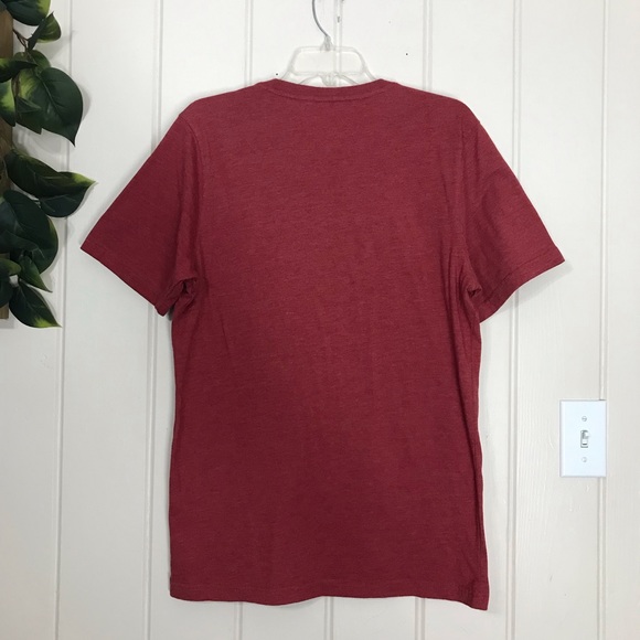 Alabama Crimson Tide Roll Tide Graphic Print Top T-shirt NWOT
Stretch Material - Picture 10 of 12